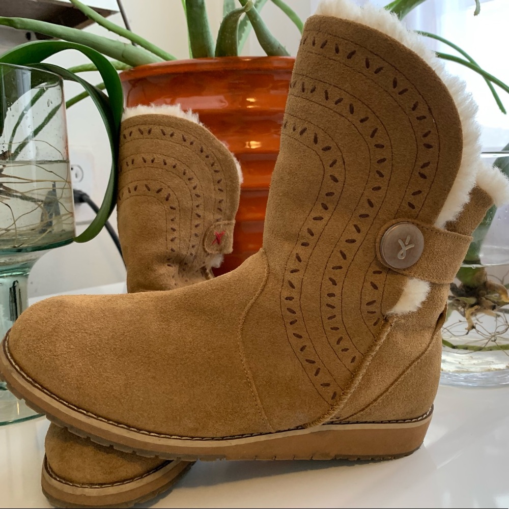 EMU Boots